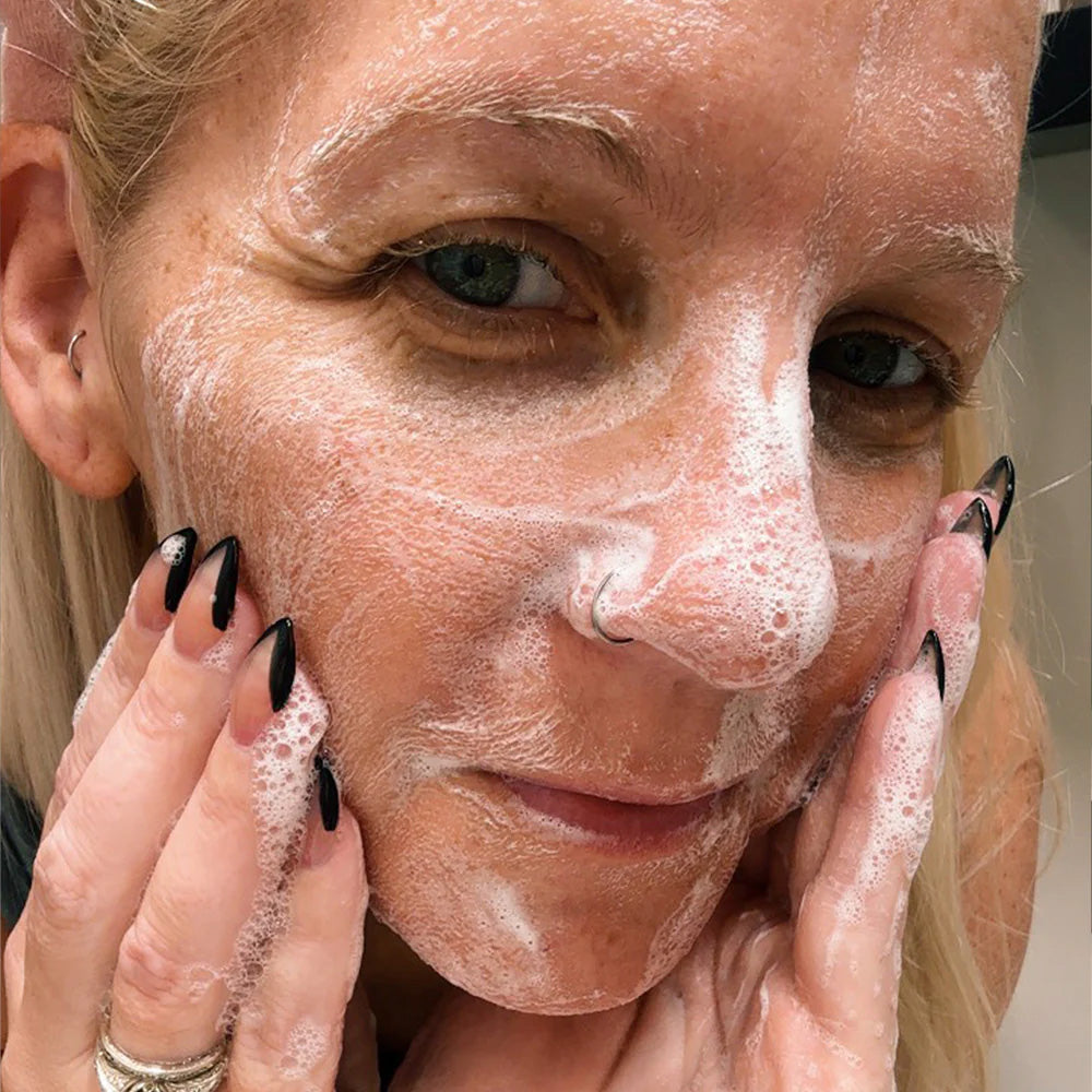 Tvål med Citron-, gurkmeja- & kojicsyra